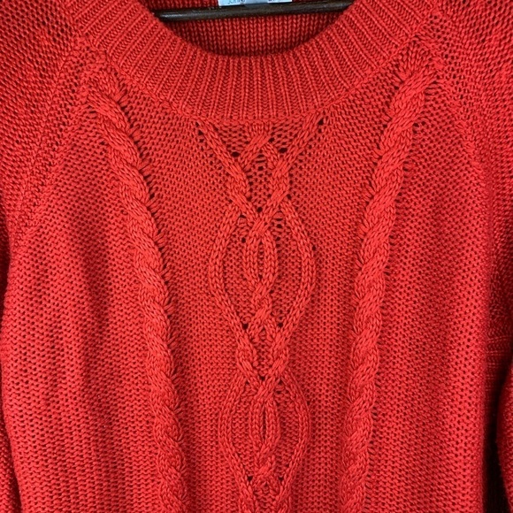 Red Cable Knit Tunic Sweater Size L Round Neck Front Pockets JohnPaulRichard - Picture 4 of 9